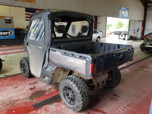 2017 CAN-AM DEFENDER X 3JBUKAN43HK001048