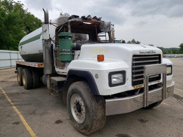 Mack 600 RD600 salvage cars for sale: 2000 Mack 600 RD600