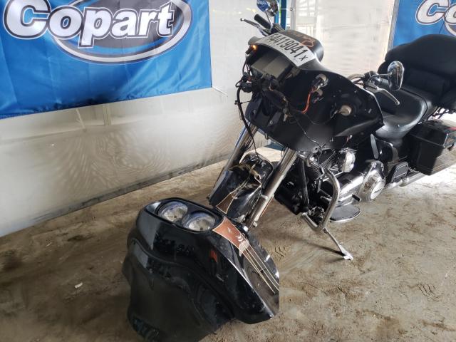 2011 HARLEY-DAVIDSON FLTRU 1HD1KGM19BB647903