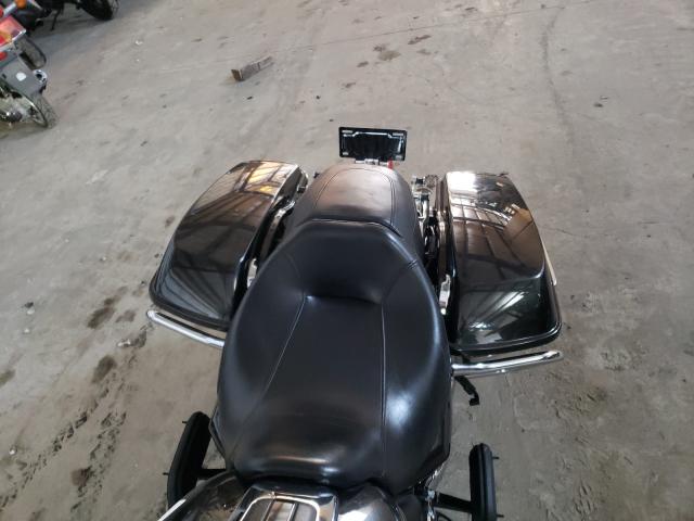 2017 HARLEY-DAVIDSON FLTRU 1HD1KGD16HB677157