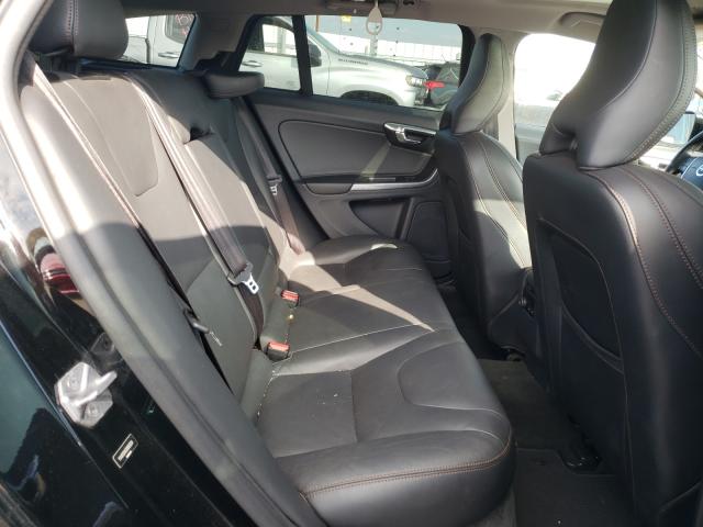 2016 VOLVO V60 CROSS YV4612HK0G1003524