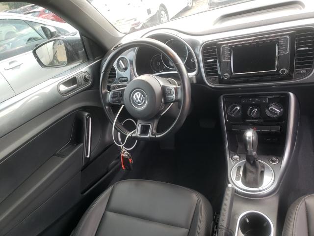 2017 VOLKSWAGEN BEETLE SE 3VWJ17AT4HM617572