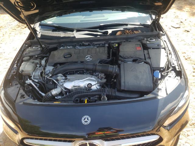 2019 MERCEDES-BENZ A 220 4MAT WDD3G4FB4KW019875