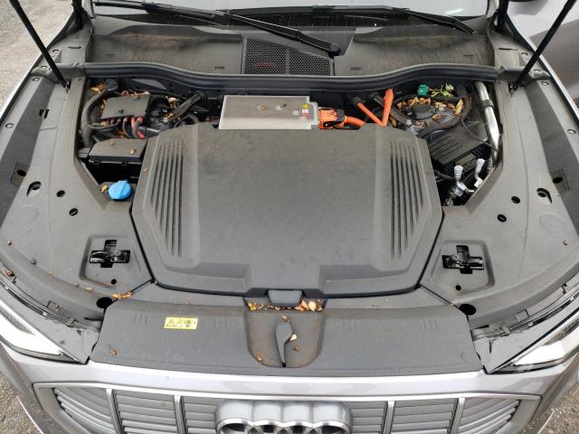 2019 AUDI E-TRON PRE WA1LAAGE9KB024381
