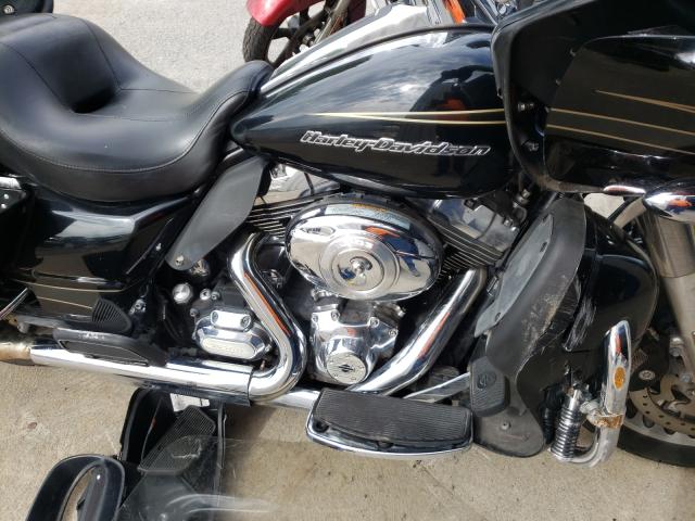2011 HARLEY-DAVIDSON FLTRU 1HD1KGM10BB636661