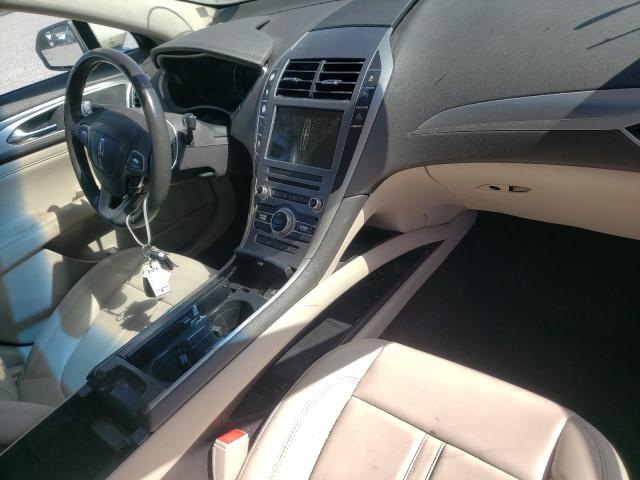 2017 LINCOLN MKZ PREMIE 3LN6L5A90HR659909