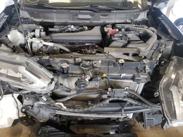 2017 NISSAN ROGUE SL 5N1AT2MVXHC731604