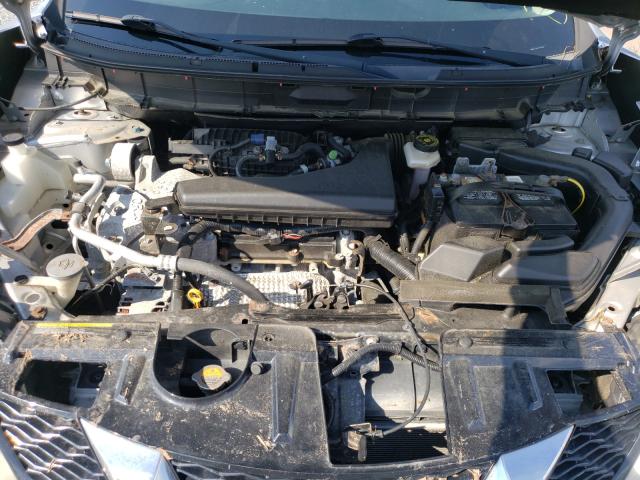 2015 NISSAN ROGUE S/SL KNMAT2MTXFP550401