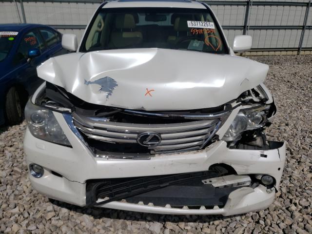 2011 LEXUS LX 570 JTJHY7AX9B4081895