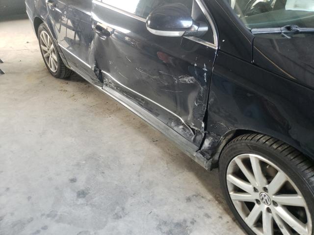 2010 VOLKSWAGEN PASSAT KOM WVWJK7AN1AE136255