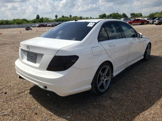 2013 MERCEDES-BENZ C250 WDDGF4HB8DR274290