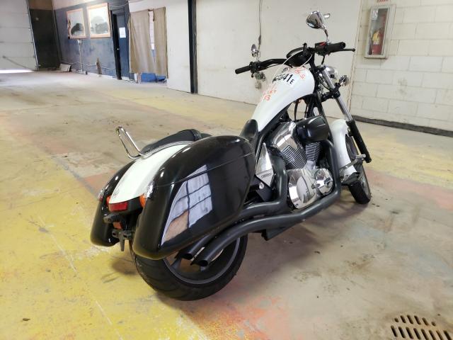 2011 HONDA VT1300 CX JH2SC6148BK001206