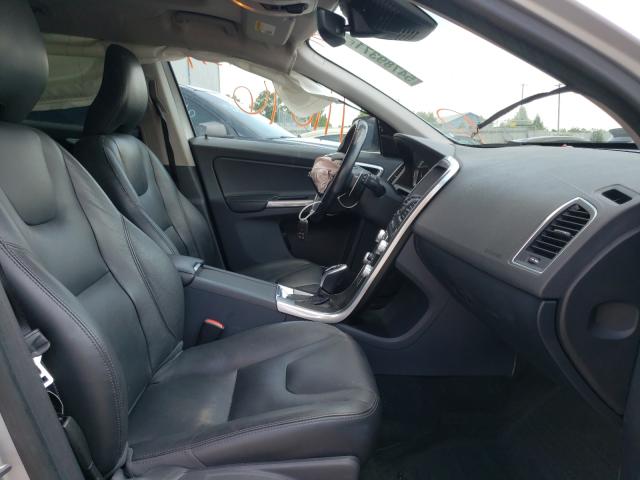 2015 VOLVO XC60 T6 PR YV4902RK2F2667878