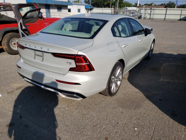 2021 VOLVO S60 T5 R-D 7JR102FZ9MG118391
