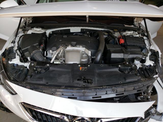 2018 BUICK REGAL ESSE W04GP6SX4J1125662