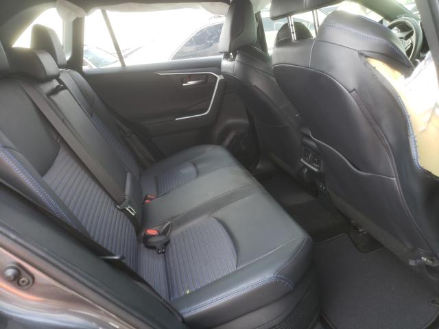 2019 TOYOTA RAV4 XSE JTMEWRFV4KJ022897