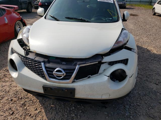 2011 NISSAN JUKE S/L JN8AF5MV8BT015731
