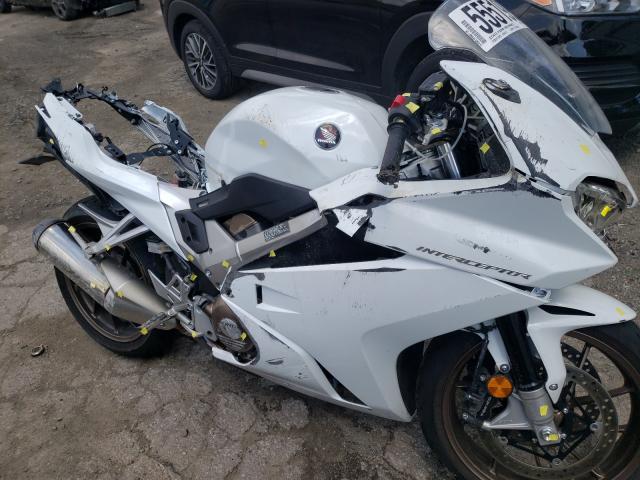 2014 HONDA VFR800 F JH2RC7911EK000711