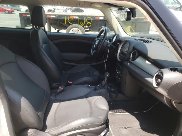 2011 MINI COOPER CLU WMWZF3C50BT188631