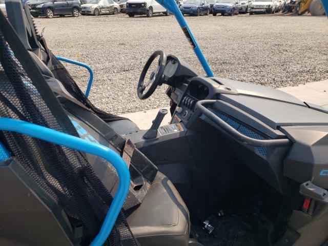 2019 CAN-AM COMMANDER 3JBKKAX20KJ000570