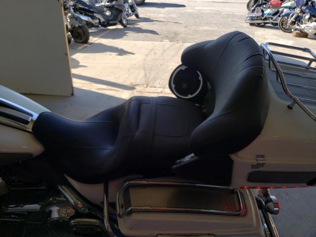 2009 HARLEY-DAVIDSON FLHTCU 1HD1FC41X9Y675178