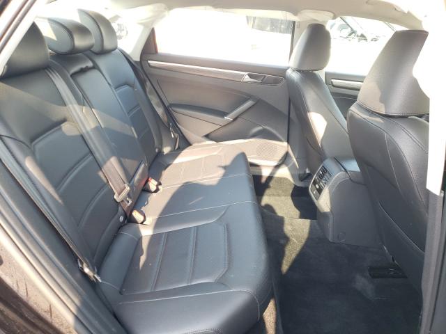 2018 VOLKSWAGEN PASSAT 1VWBA7A3XJC023161