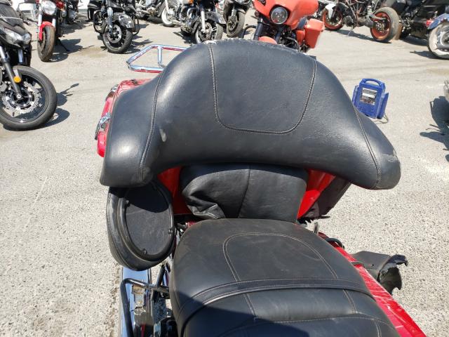 2011 HARLEY-DAVIDSON FLHTK 1HD1KEM31BB662613