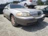 2004 LINCOLN  TOWN CAR