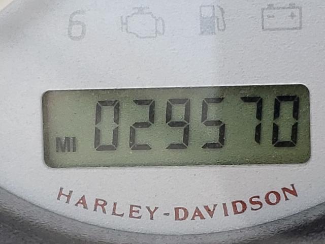 2008 HARLEY-DAVIDSON FLHX 1HD1KB4118Y659472