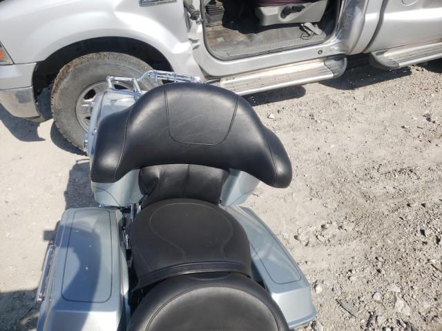2010 HARLEY-DAVIDSON FLHTC 1HD1FF410AB649925