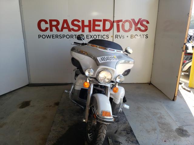 2009 HARLEY-DAVIDSON FLHTCU 1HD1FC41X9Y675178