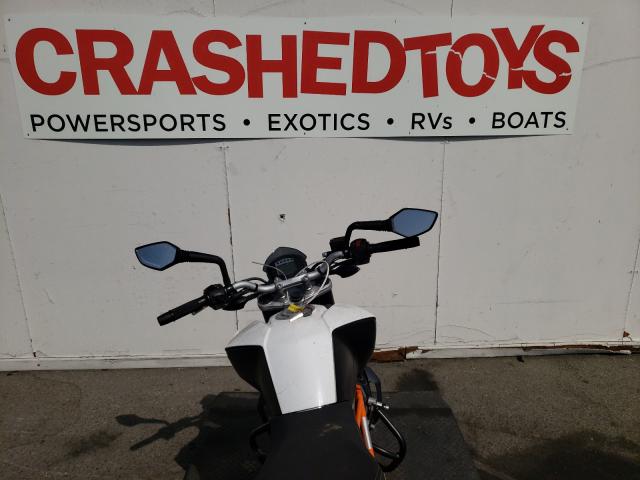 2016 KTM RC 390 MD2JGJ409GC286403