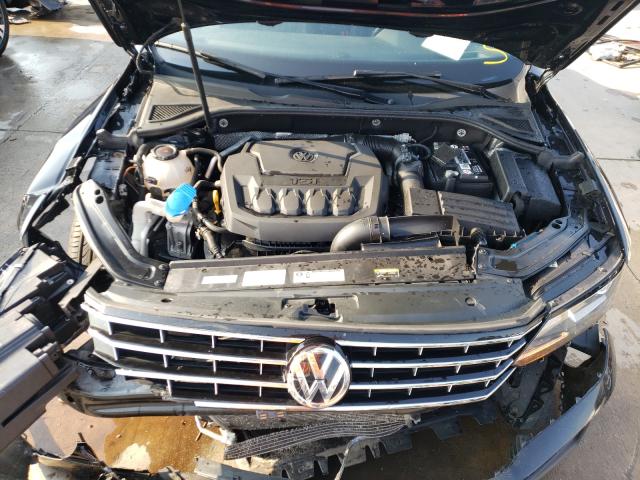 2018 VOLKSWAGEN PASSAT 1VWBA7A3XJC023161