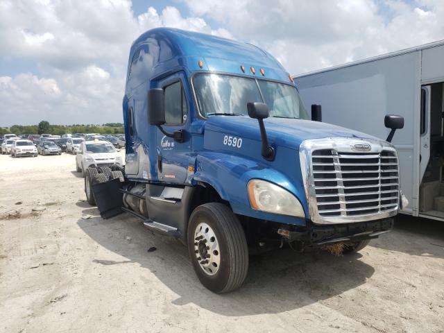 Salvage cars for sale from Copart Temple, TX: 2015 Freightliner Cascadia 1