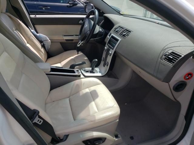 2011 VOLVO V50 T5 YV1672MW0B2635589