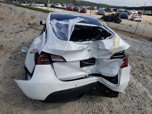 2021 TESLA MODEL Y 5YJYGDEE1MF072746