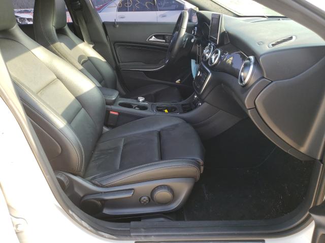 2016 MERCEDES-BENZ 180 WDDSJ4GB4GN395565