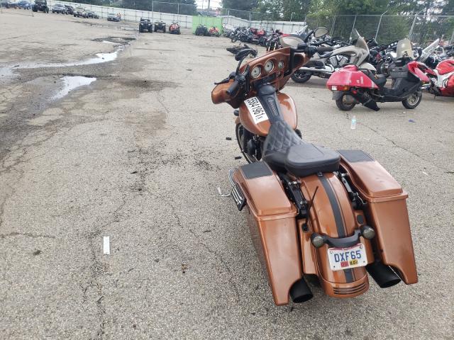 2010 HARLEY-DAVIDSON FLHX 1HD1KB412AB653012