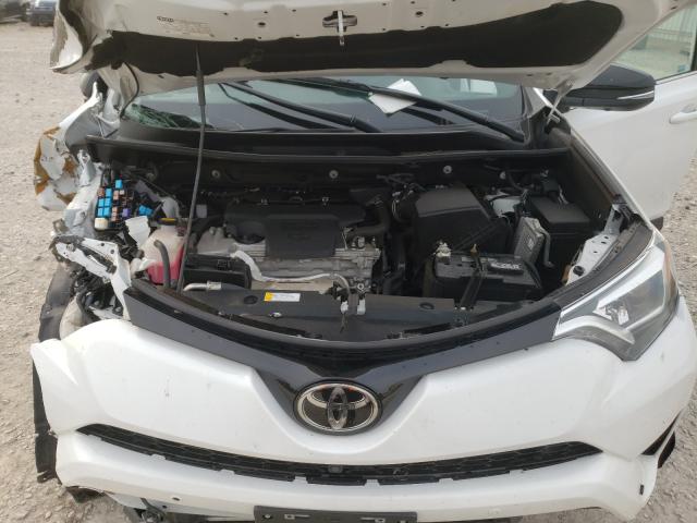 2017 TOYOTA RAV4 SE 2T3JFREV5HW607014