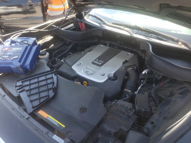 2017 INFINITI QX70 JN8CS1MU1HM142537