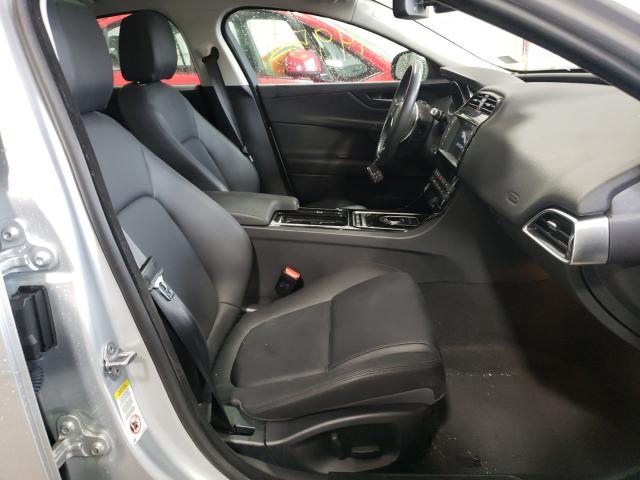 2018 JAGUAR XE SAJAS4FX2JCP19651