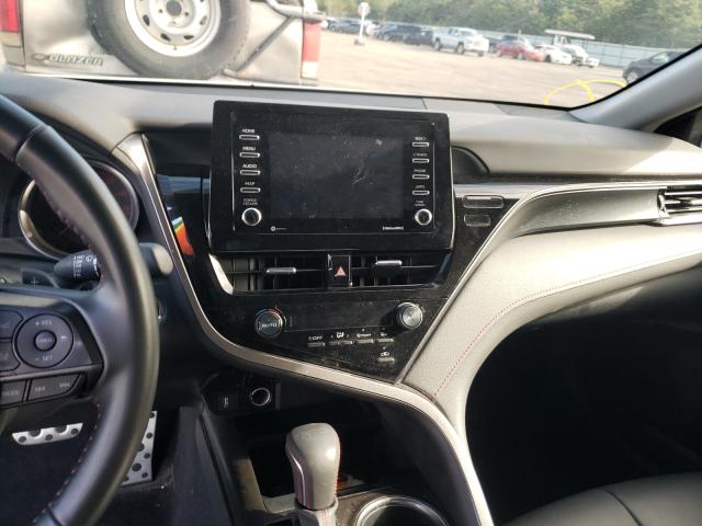 Auction sale of the 2021 TOYOTA CAMRY , vin: 4T1KZ1AK4MU050432, lot number: 54360081