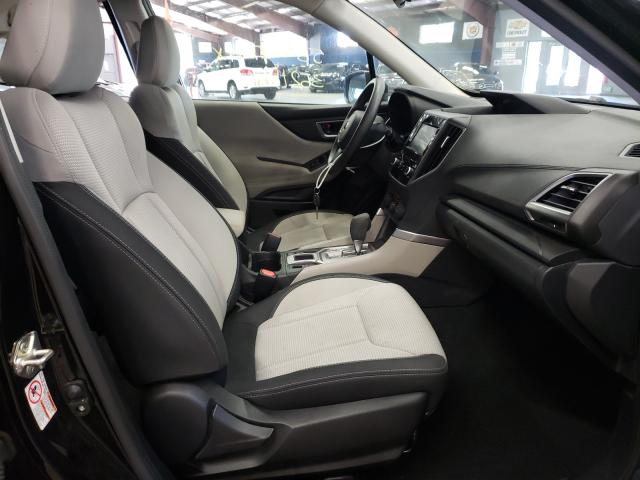 2019 SUBARU FORESTER JF2SKACC2KH405622
