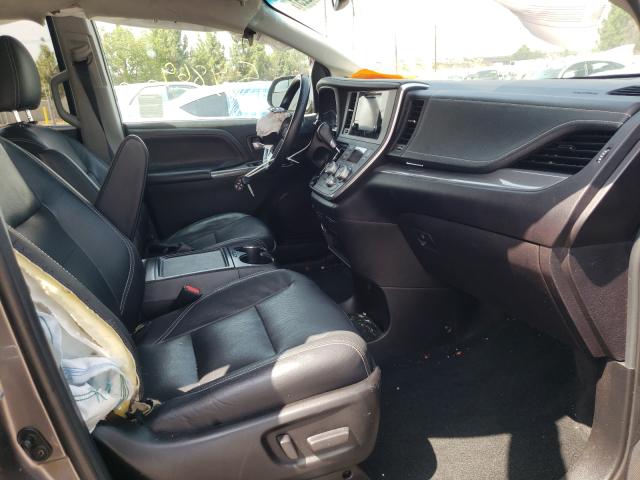 2017 TOYOTA SIENNA SE 5TDXZ3DC8HS793227