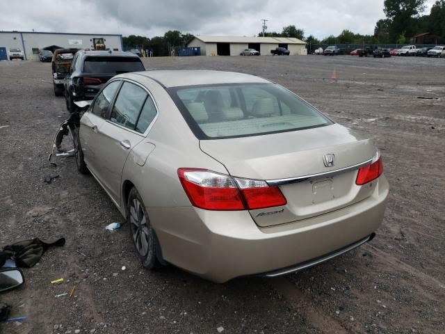 2015 HONDA 1200CC 1HGCR2F31FA116778