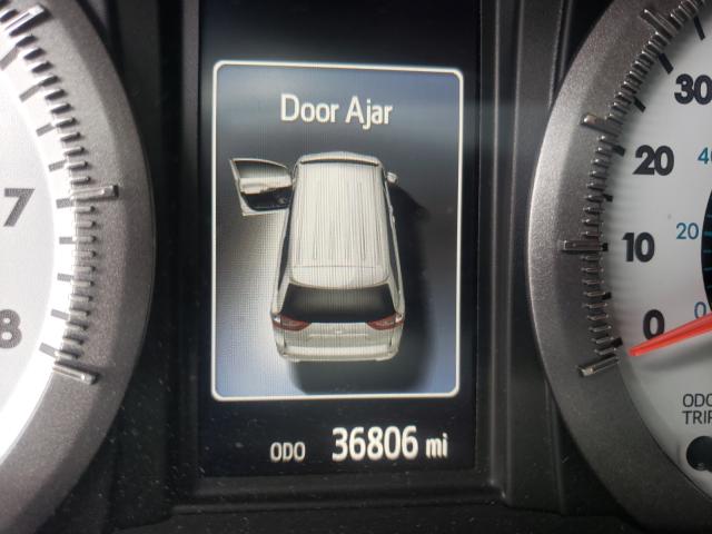 2016 TOYOTA SIENNA SE 5TDXK3DC7GS698936