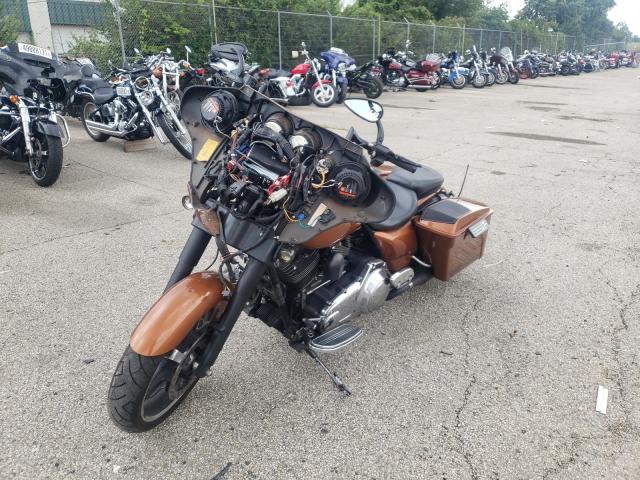 2010 HARLEY-DAVIDSON FLHX 1HD1KB412AB653012