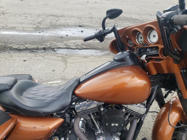 2010 HARLEY-DAVIDSON FLHX 1HD1KB412AB653012