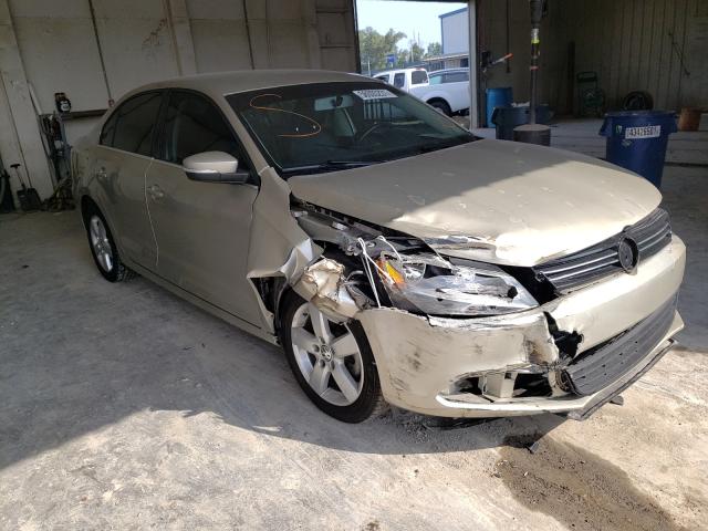 Salvage cars for sale from Copart Madisonville, TN: 2013 Volkswagen Jetta SE