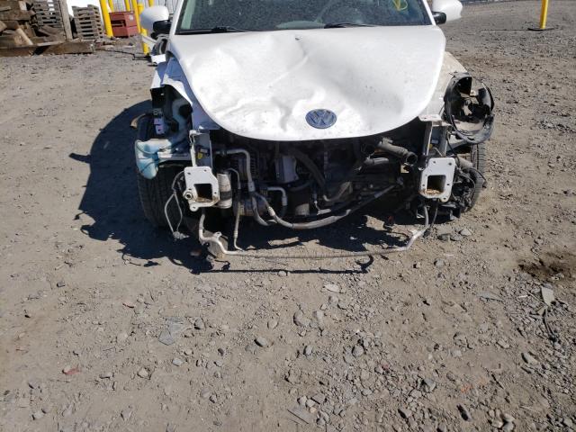 2010 VOLKSWAGEN NEW BEETLE 3VWRG3AG0AM027307